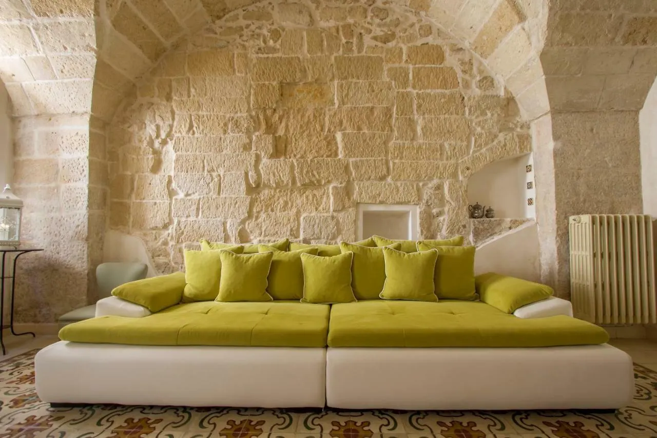 Daire Explore The Historic City On Foot From An Old Town House Lecce